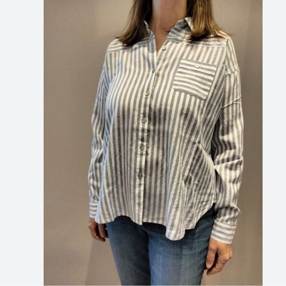 J. JILL RELAXED TENCEL SHIRT blue and white striped long sleeved. Size Medium - Picture 5 of 8
